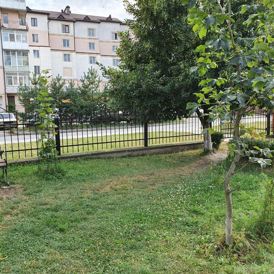 Дім Святого Йосифа Ivano-Frankivsk Esterno foto